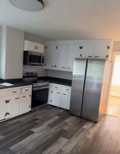 Worcester, MA 01603,13 Merchant St