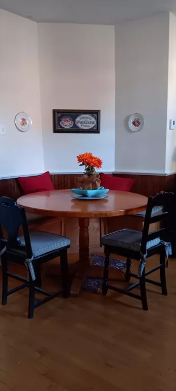 Boston, MA 02136,58 Oak St