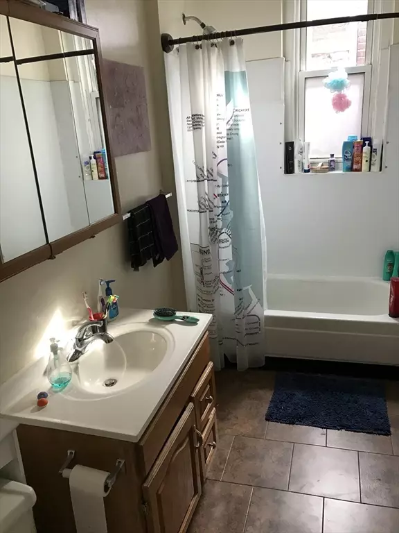 Boston, MA 02130,71 S Huntington Ave #3