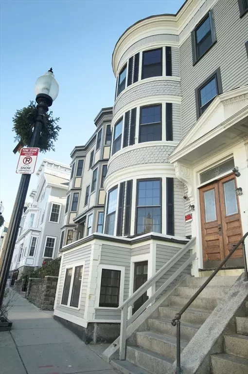 Boston, MA 02127,501 E Broadway #10