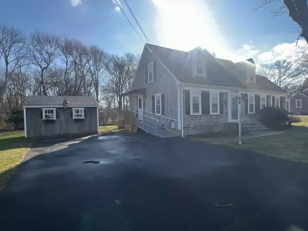 Dartmouth, MA 02748,44 Arrowhead Ln