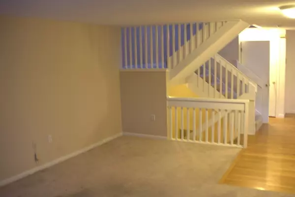 Salem, MA 01970,35 First St #A