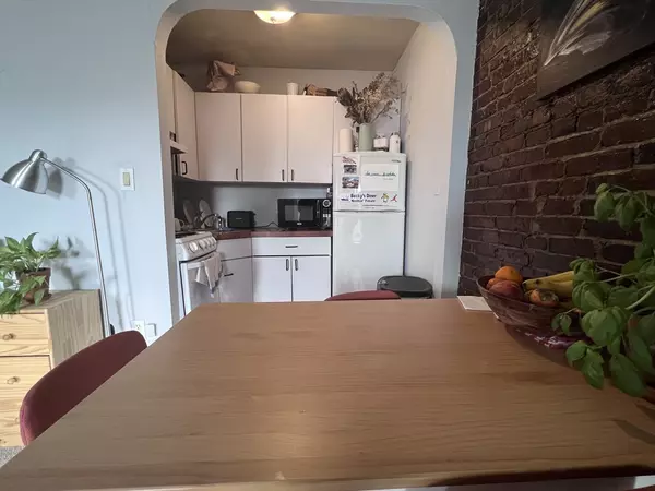 Boston, MA 02118,656 Tremont St #7