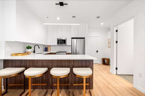 Boston, MA 02118,1395 Washington Street #305