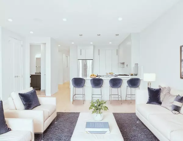 Boston, MA 02127,340 West 2nd Street #U-17