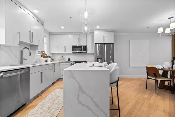 Watertown, MA 02472,77 Waverley Avenue #77A