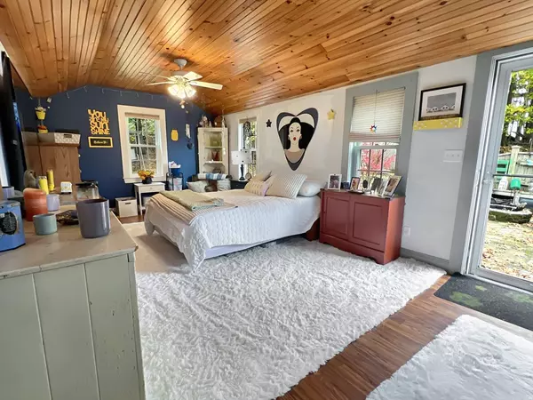 1649 Washington St, Canton, MA 02021