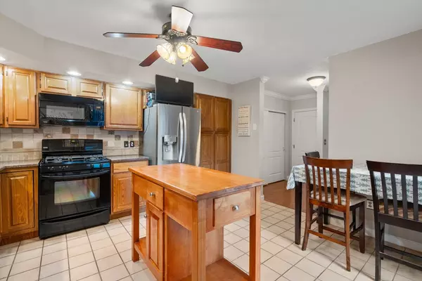 Uxbridge, MA 01569,7 Gentry Ln #7