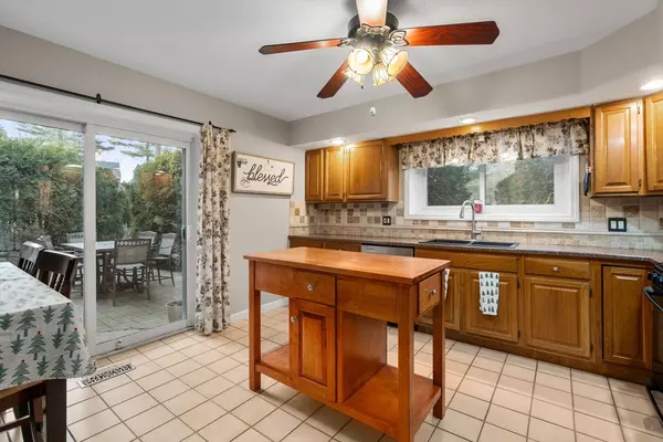 Uxbridge, MA 01569,7 Gentry Ln #7