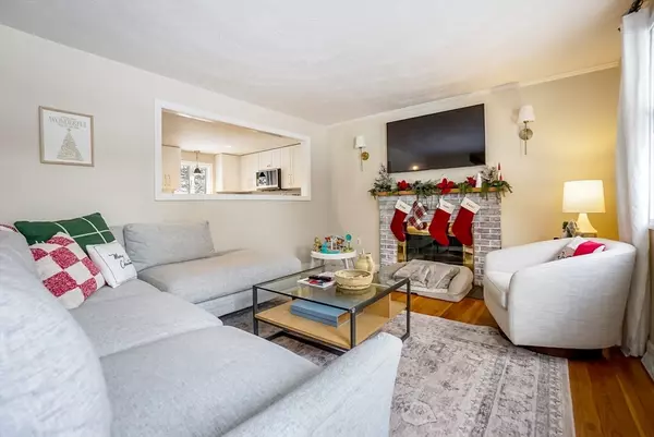 Hudson, MA 01749,7 Baben Rd