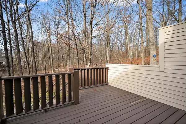 North Attleboro, MA 02760,15 Poppasquash Rd #15