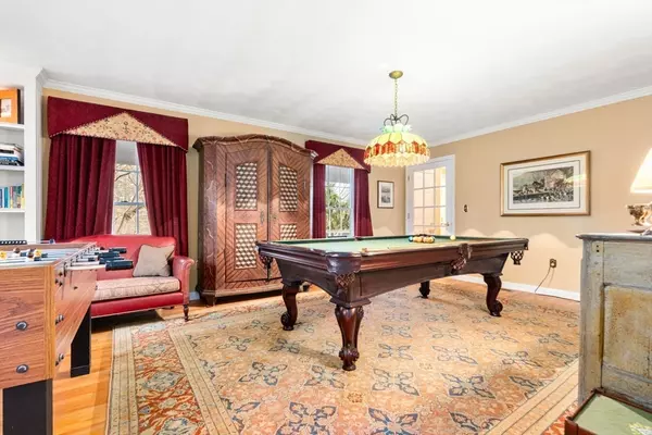 Norfolk, MA 02056,29 Stop River Rd