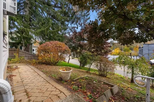 Braintree, MA 02184,125 Allen Street #A