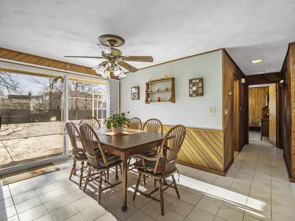 Danvers, MA 01923,11 Reservoir Dr.