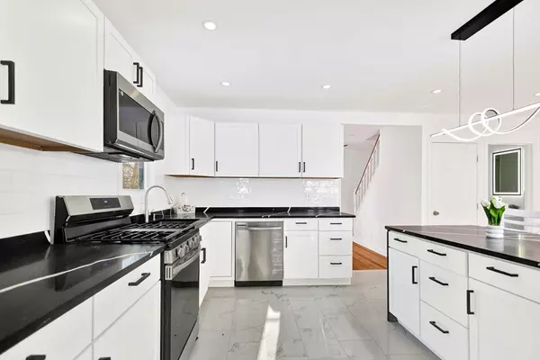 Methuen, MA 01844,255 Oakland Ave