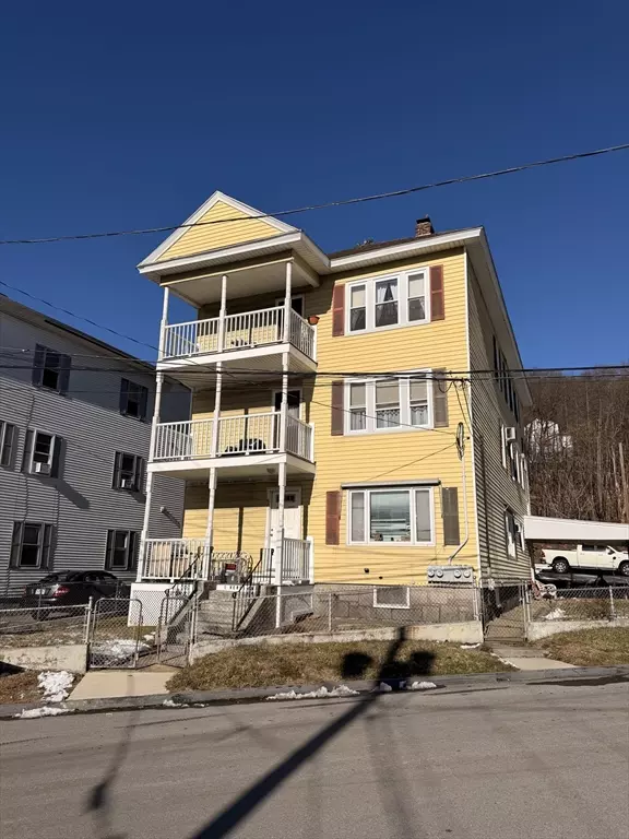 1 Verdi Rd, Worcester, MA 01604