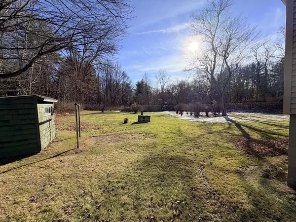 Lincoln, MA 01773,192 Concord Rd