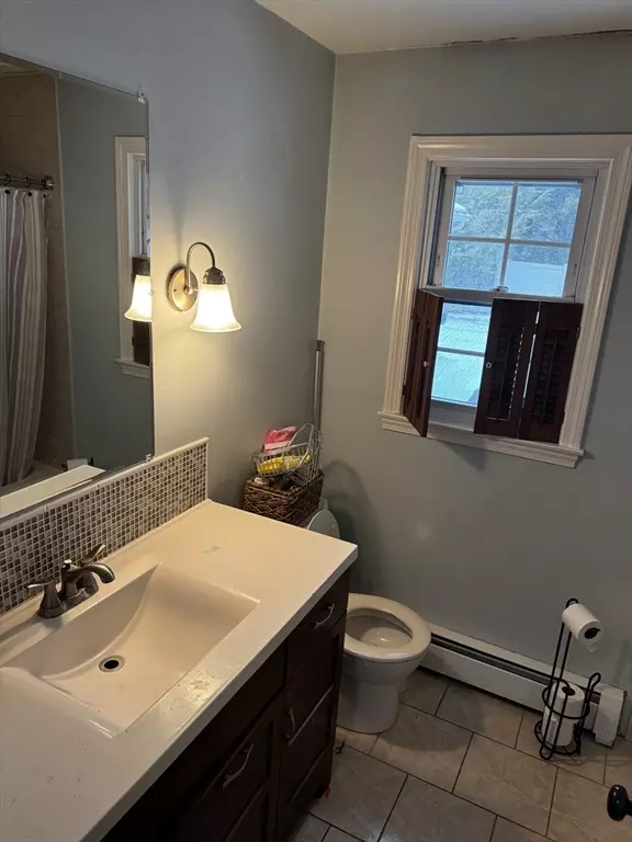 West Boylston, MA 01583,11 Maple