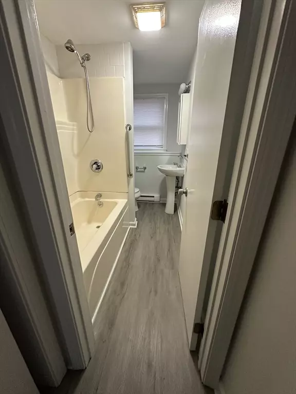 Attleboro, MA 02703,60 Phillips Street #7-2