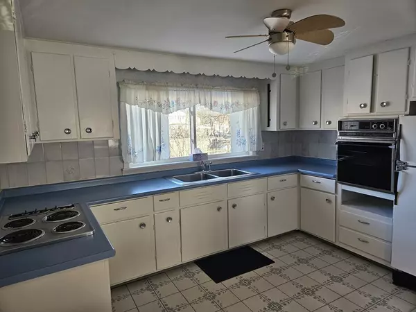 Billerica, MA 01821,45 Pinewood Ave.