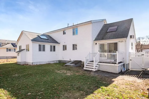 Billerica, MA 01821,37 Pinewood Ave