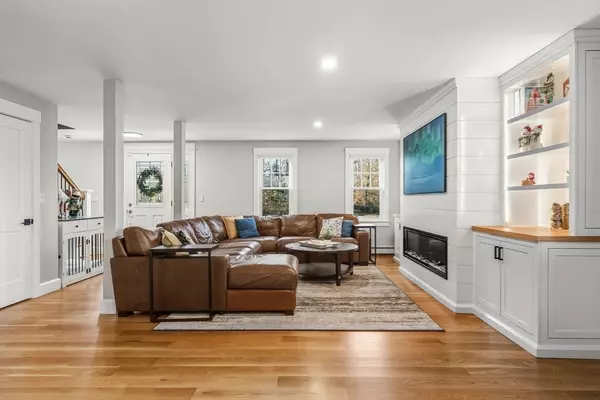 Bridgewater, MA 02324,10 Mockingbird Hill