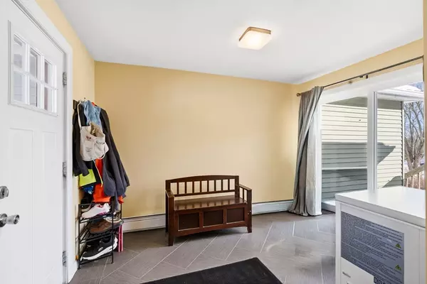 Fitchburg, MA 01420,7 Saint Paul St