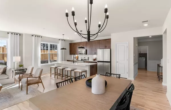 Woburn, MA 01801,6 Stratton Drive #307