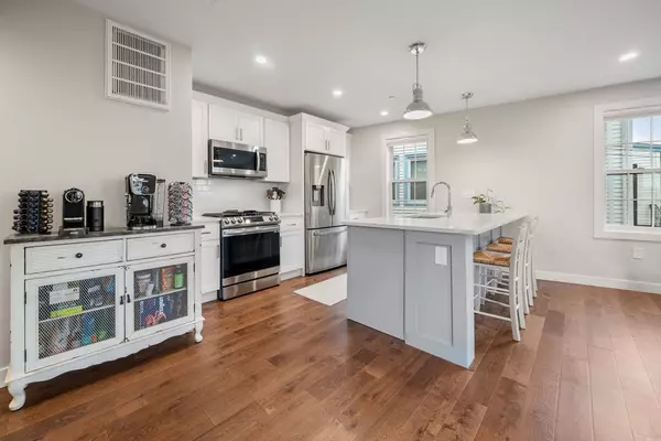 Boston, MA 02128,20 Crestway Road #3