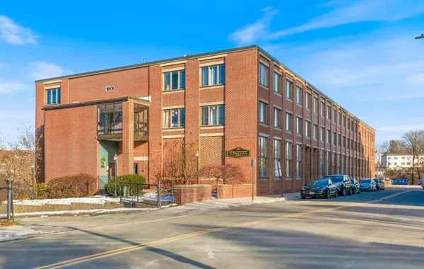 Lowell, MA 01852,128 Warren #12