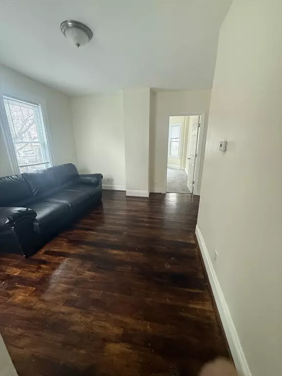 Lowell, MA 01852,64 S Whipple St #1