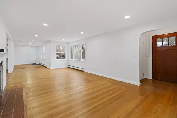 Framingham, MA 01701,58 Cutler Dr