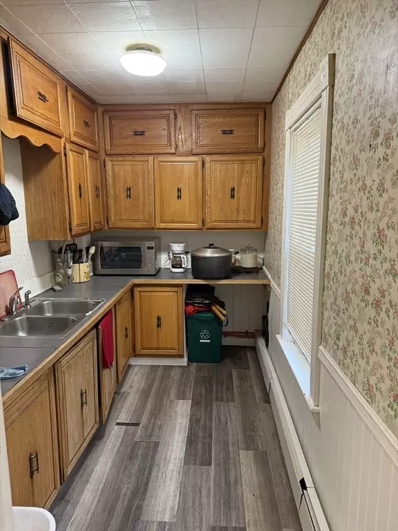 Worcester, MA 01610,195 Millbury St.