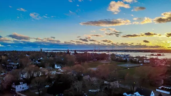 Fairhaven, MA 02719,64 Bridge Street