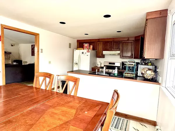 Yarmouth, MA 02673,299-301 Winslow Gray Rd