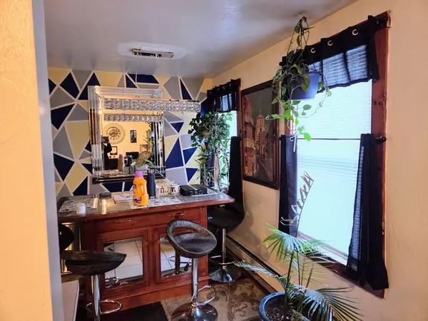 Fitchburg, MA 01420,122-124 Leighton Street