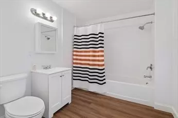 Boston, MA 02136,71 Davison St #1