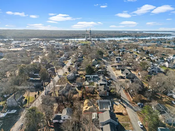 40-A Lafayette Ave, Bourne, MA 02532