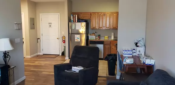 Attleboro, MA 02703,95 Park Street #3