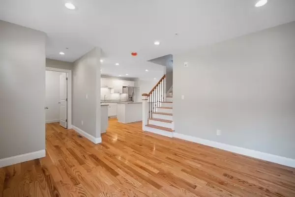 Agawam, MA 01001,4 Sabrina Way #E