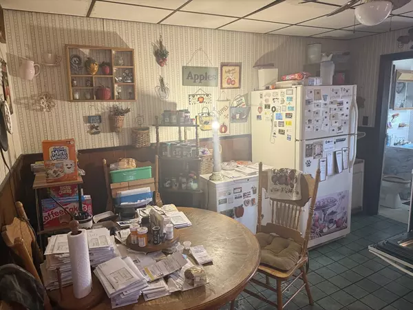 Southbridge, MA 01550,22 Winter St