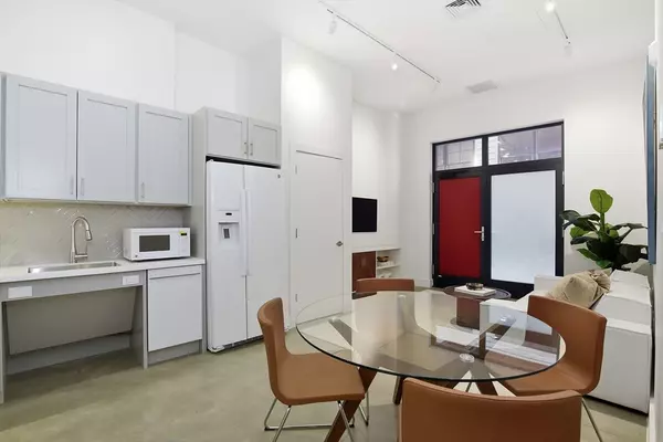 Boston, MA 02130,10 Stonley Road #102