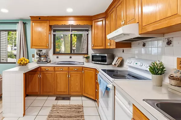 Malden, MA 02148,46 Crestview Dr #46