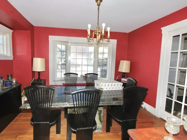 Worcester, MA 01606,87 Malden St