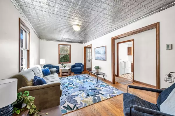 Westfield, MA 01085,229 Union Street