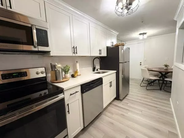 196 Swanson Road #505, Boxborough, MA 01719