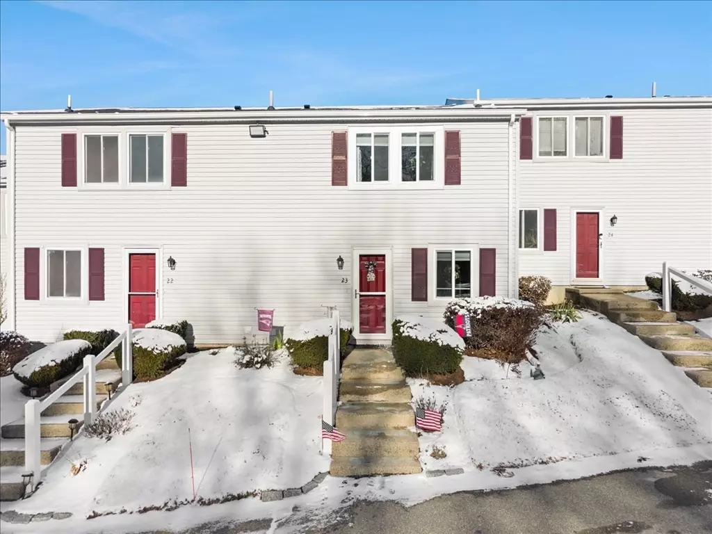 Taunton, MA 02780,168 Hart St #23