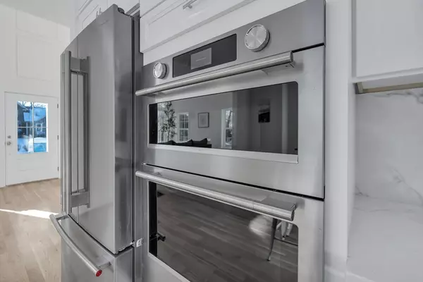 Rehoboth, MA 02769,25 Columbine Rd