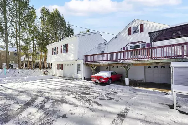 Wilbraham, MA 01095,6 Katie St