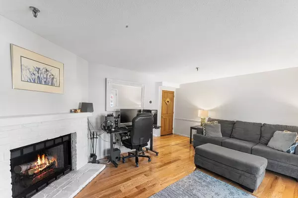 Dracut, MA 01826,25 Tobey Rd #57